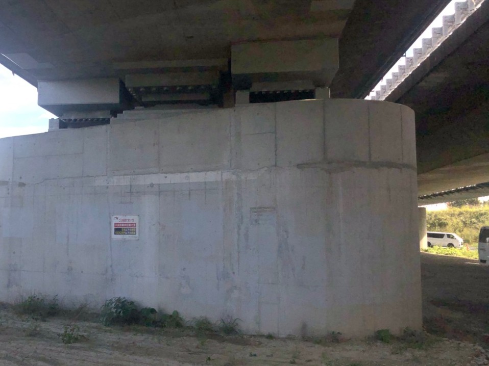 東名高速道路豊川橋他1橋支承取替工事