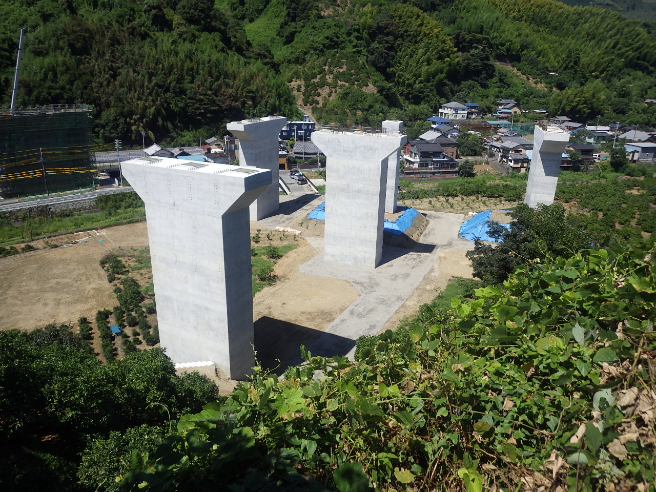 H26　伊佐布高架橋（庵原川左岸）下部工工事