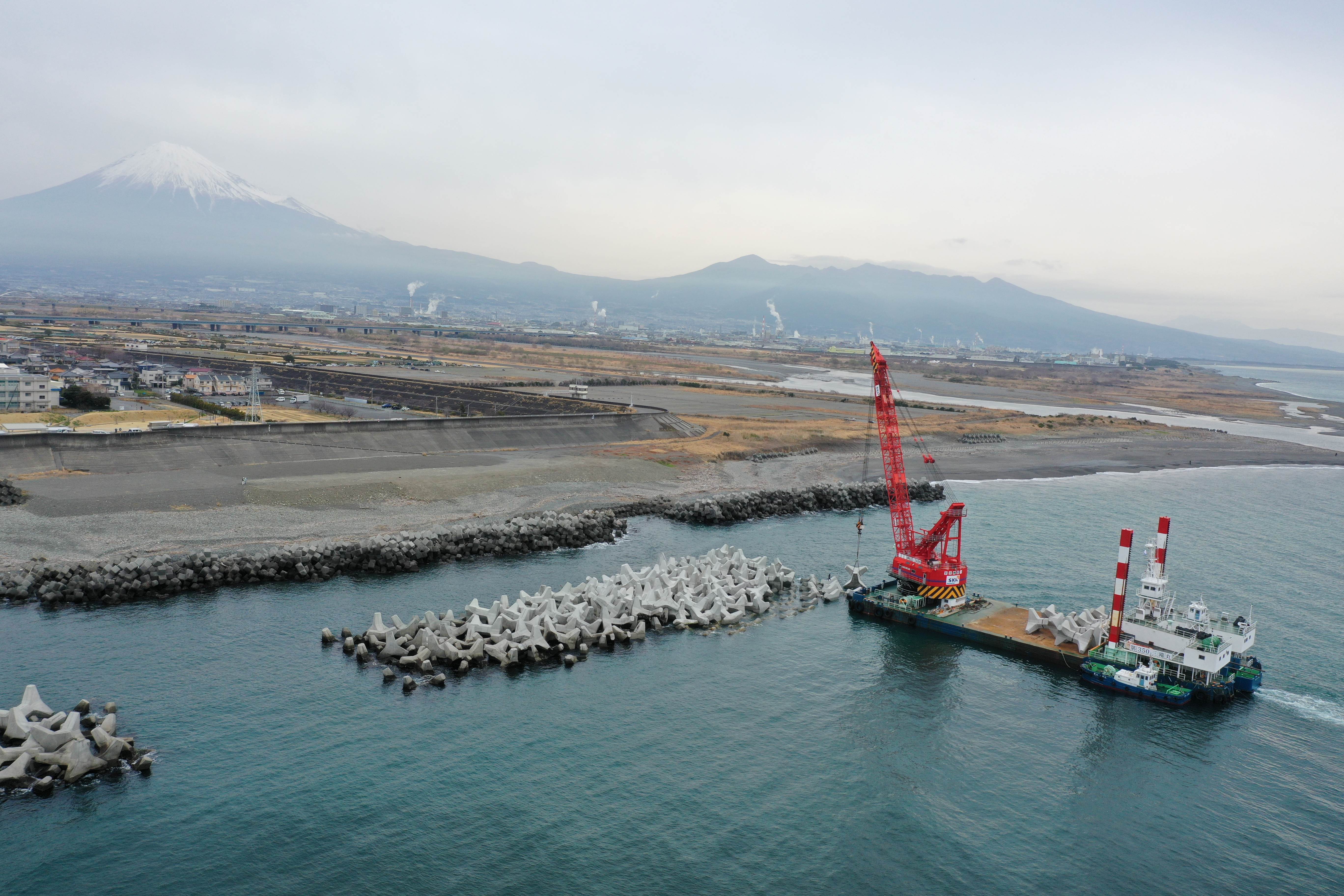 令和6年度　富士海岸蒲原工区日の出離岸堤工事